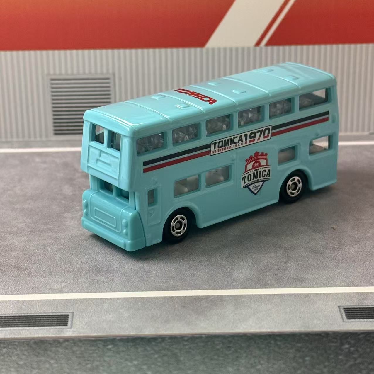 Takara Tomy Tomica Asia 120 No - Kids Y Toys reseña y precio